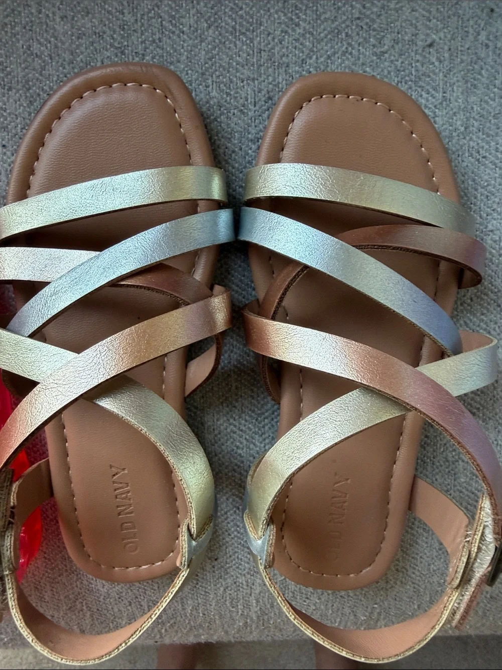 EUC sz 10 Old Navy Metallic Strappy Sandals